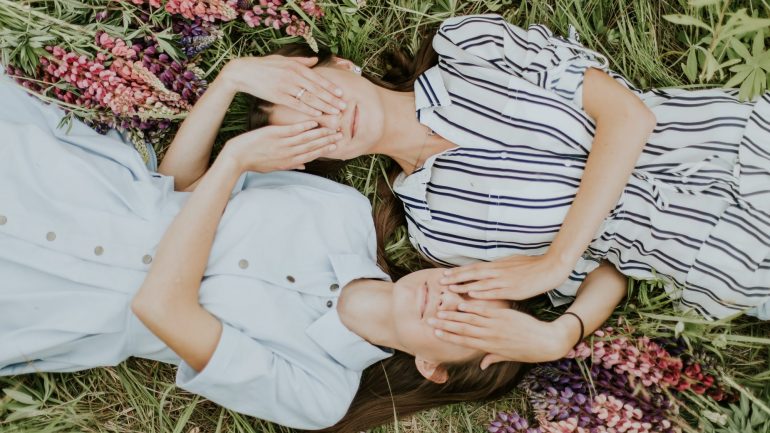 Livro. Como é ter uma relação amorosa com pessoas de cada um dos signos