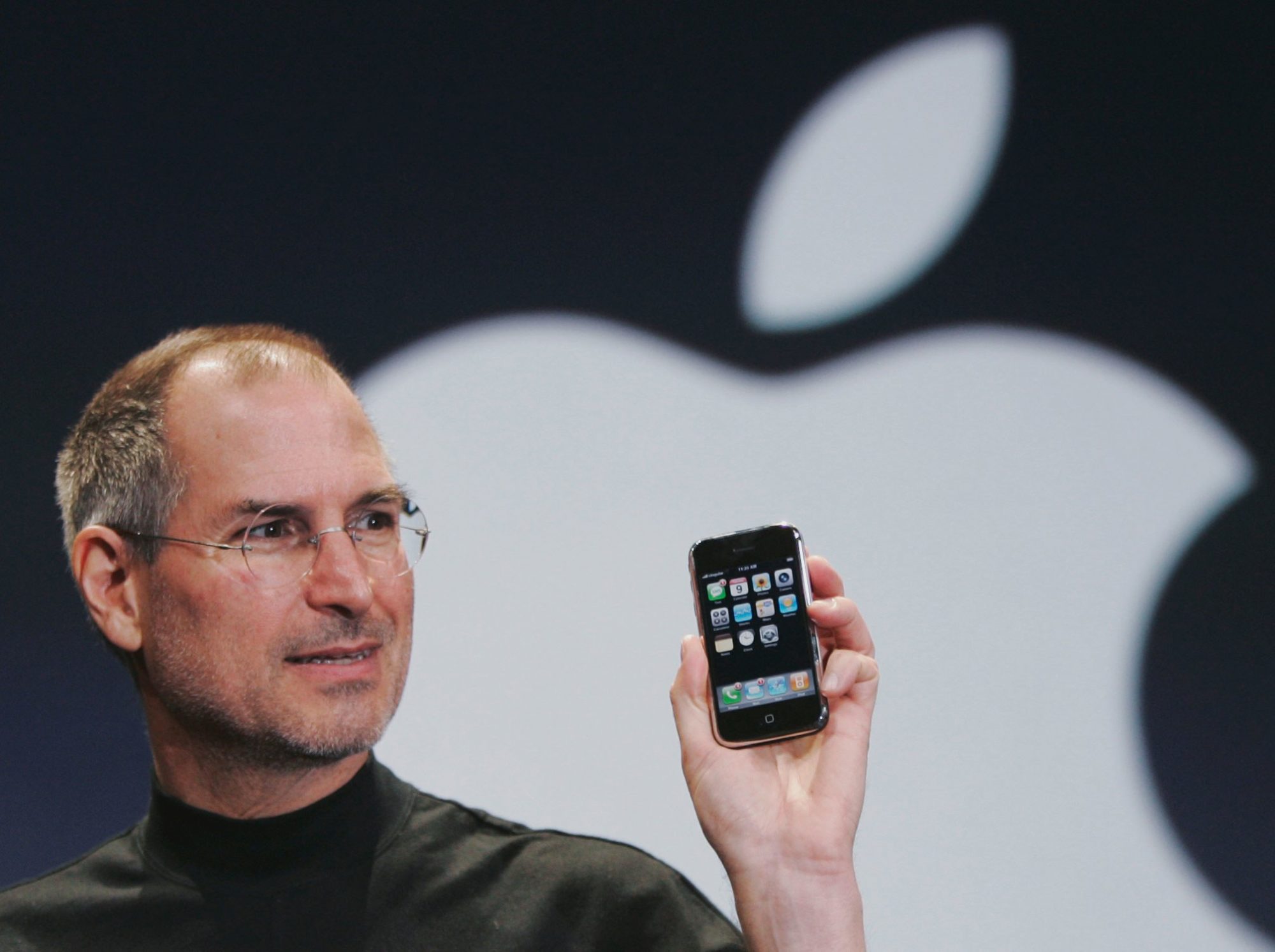 Apple. Primeiro iPhone apresentado por Steve Jobs era uma fantochada (mas ele enganou toda a gente)