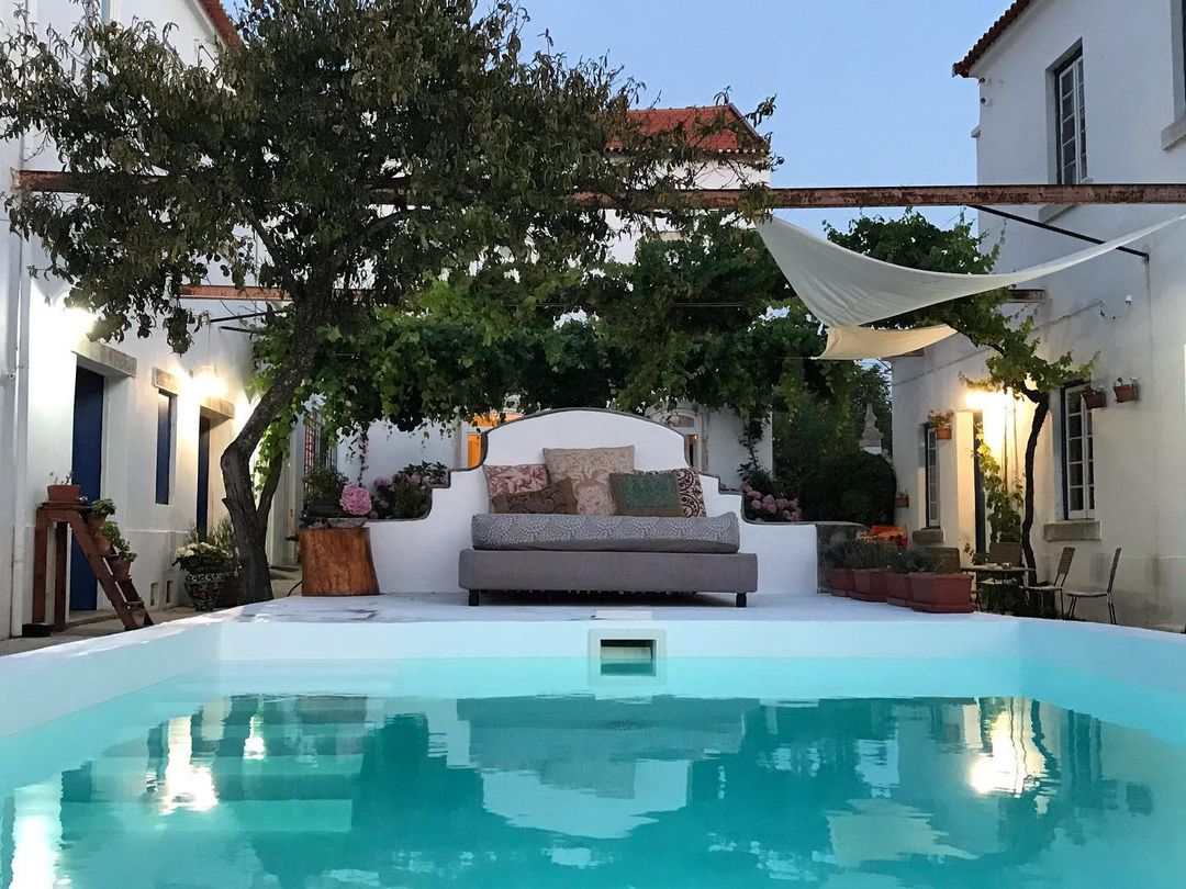 Coimbra. Dos roteiros à cama aos pés da piscina, o que fazer na cidade obrigatória em 2021