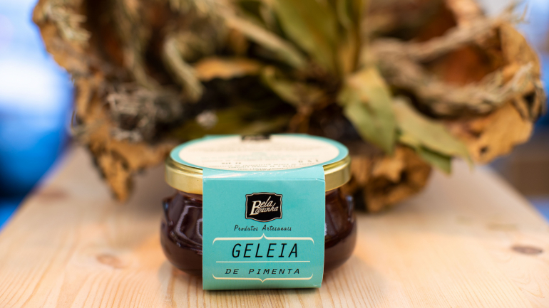 Dois Dedos de Conserva. 6 produtos que tem de conhecer na nova mercearia gourmet de Alvalade