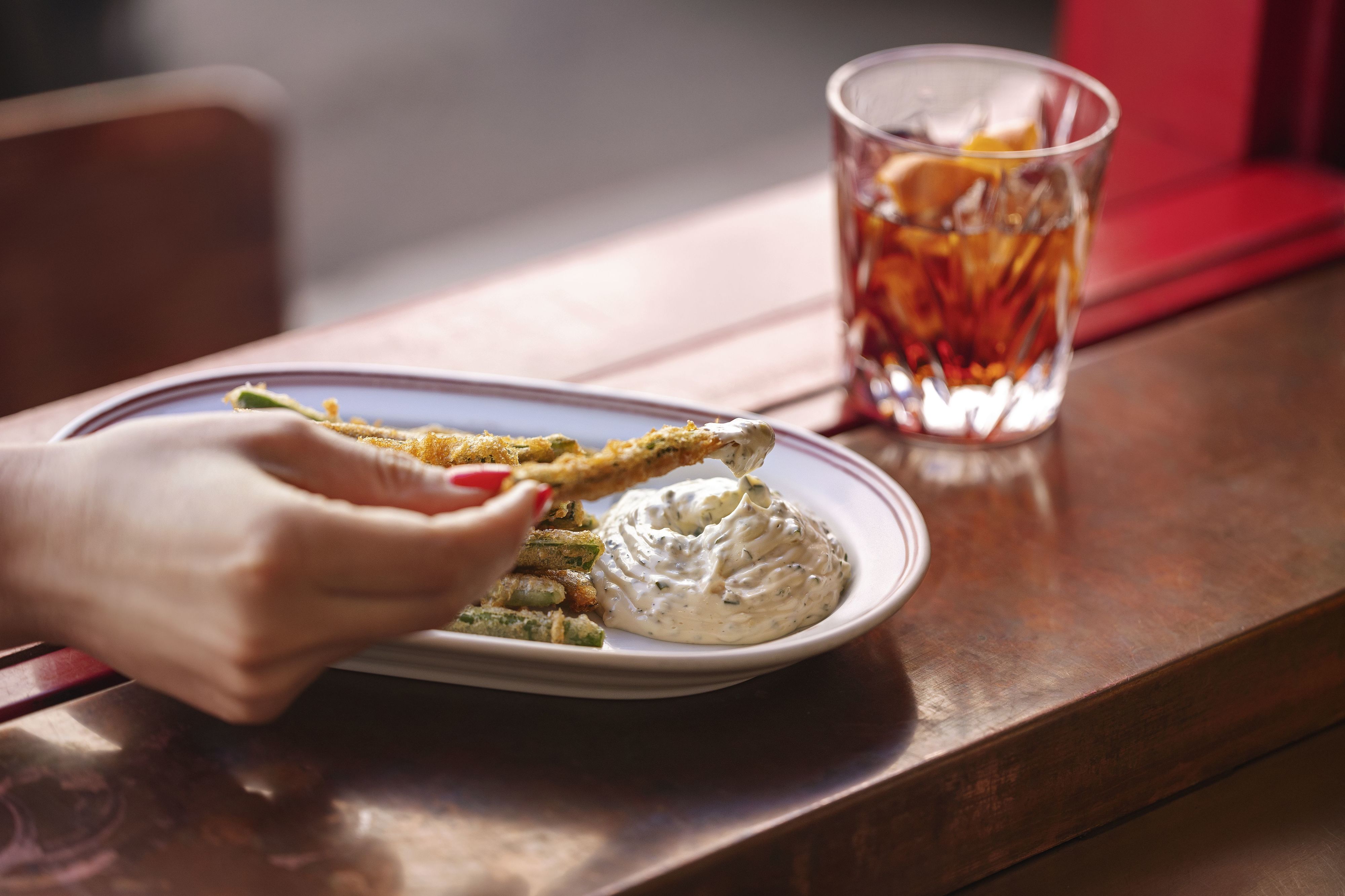 Esta quarta-feira, há cocktails para celebrar o verão à borla com a MAGG e a Amuse Bouche