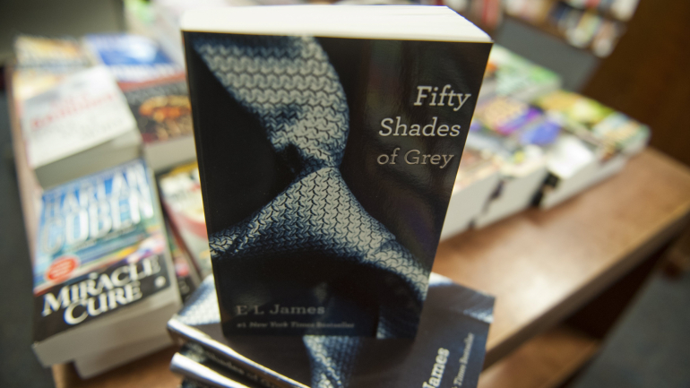 'Cinquenta Sombras de Grey' ultrapassaram as vendas dos livros de 'Harry Potter' e ' O Código Da Vinci', no Reino Unido
