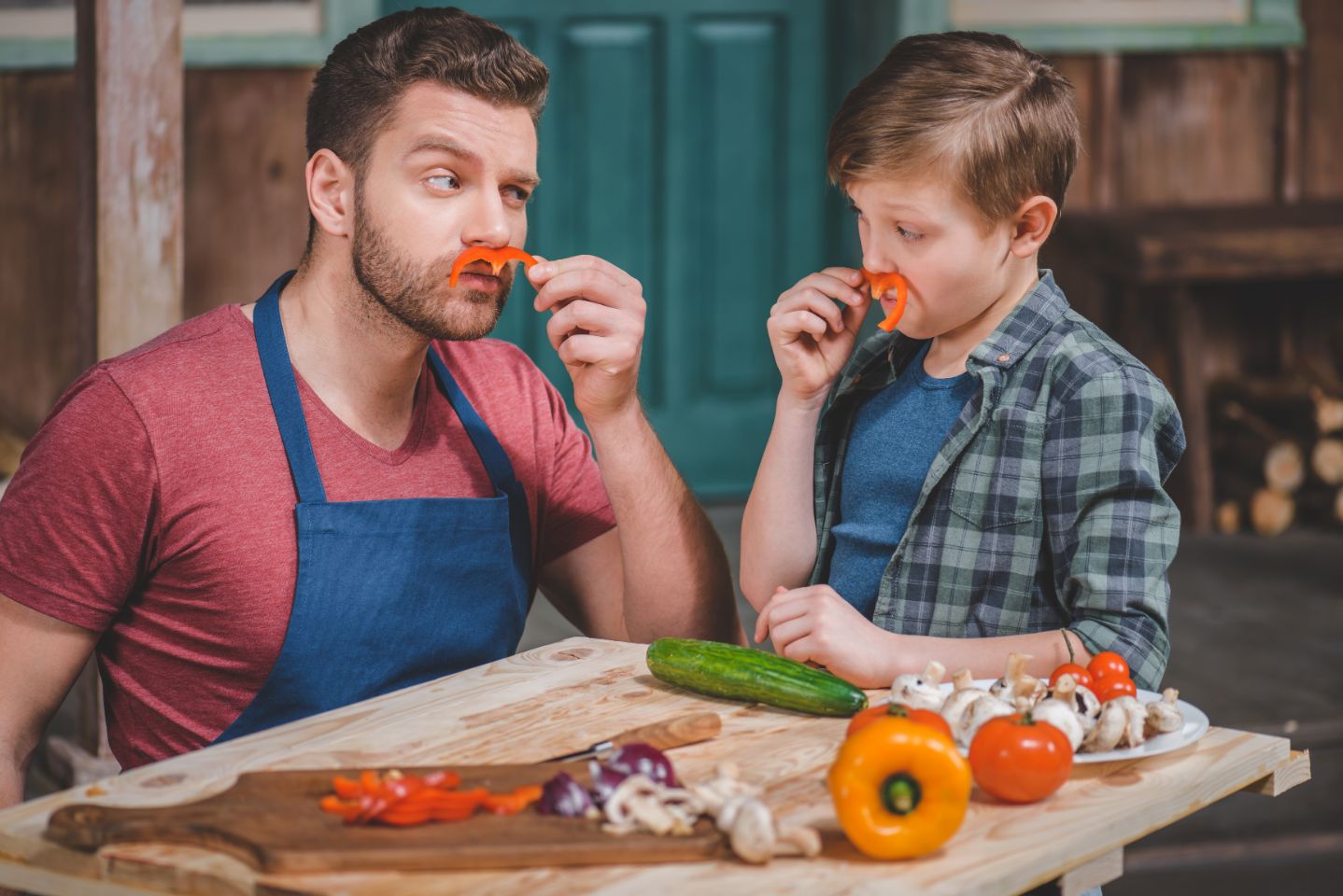 Dia do Pai. E se fizer um curso de culinária com o seu filho em live stream? Quem o dá é um chef profissional