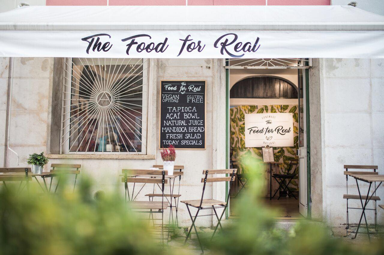 11 restaurantes que agora lhe levam a comida a casa (e alguns nasceram só para isto)