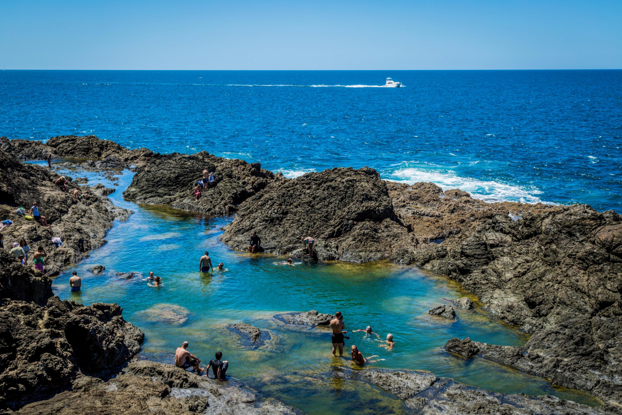 Urina e lixo fecham piscinas naturais na Nova Zelândia por tempo indeterminado
