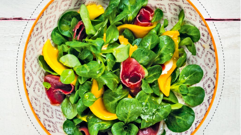5 receitas de saladas nada aborrecidas