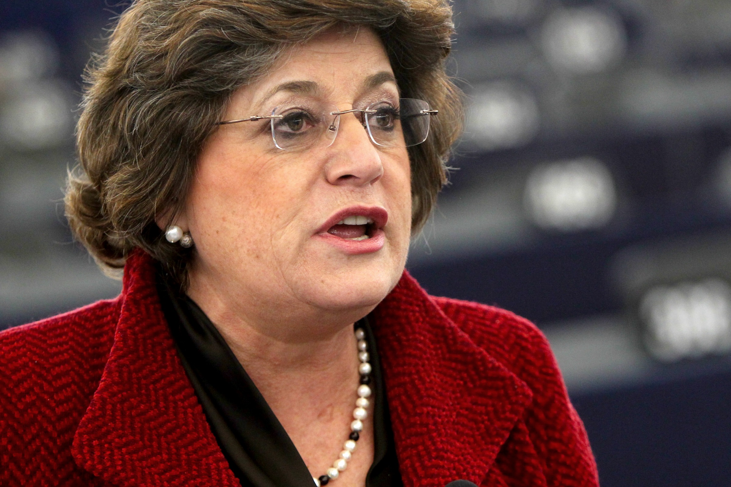 Presidenciais. Ana Gomes ultrapassa o Chega e Marcelo perde 10% das intenções de voto