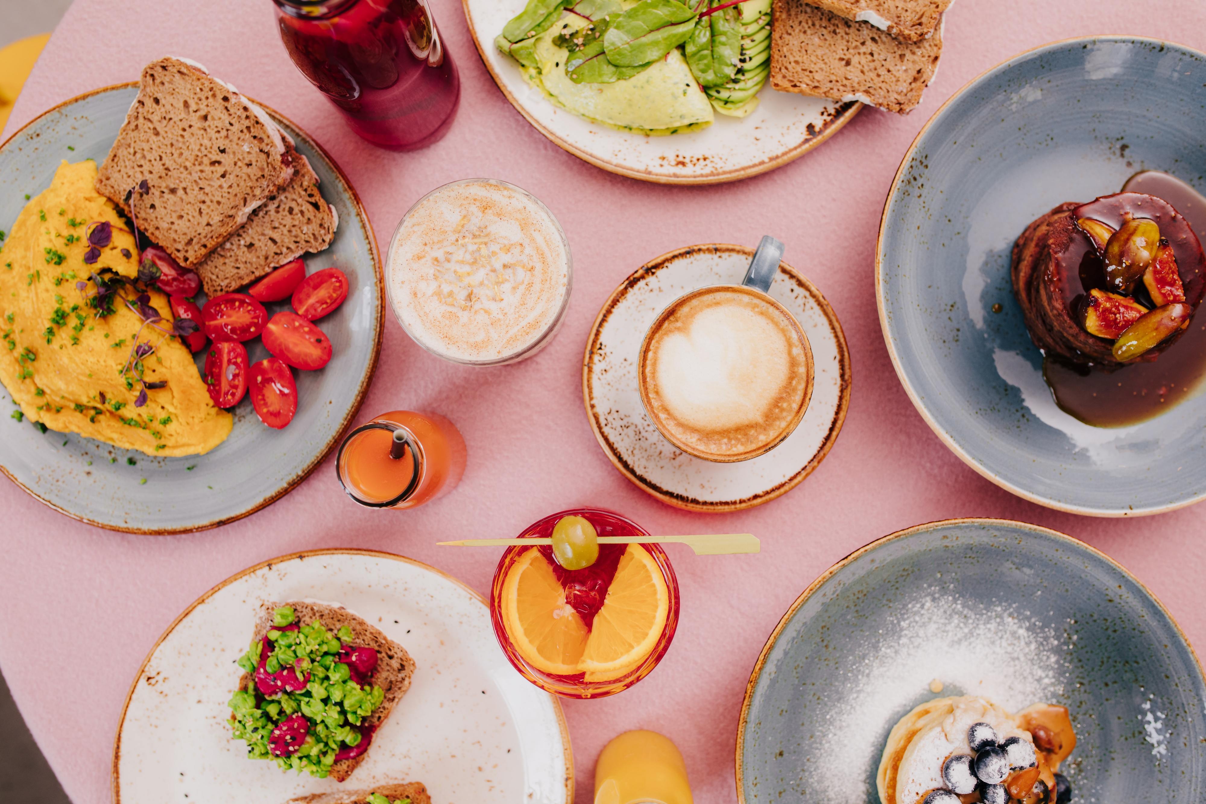 Bossa nova ao vivo, fonte de chocolate e torradas francesas. É assim o novo brunch do Lisbon Marriott Hotel