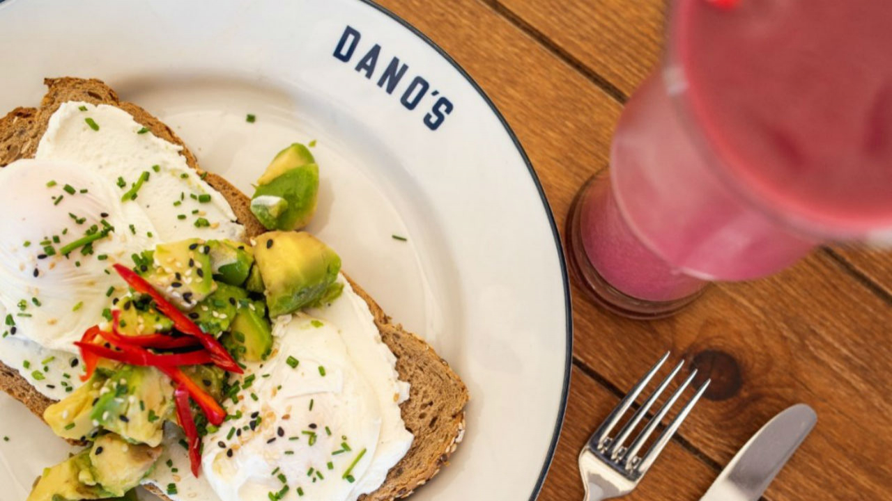 Panquecas, sushi e ovos mexidos. 13 novos brunches para experimentar já este fim de semana