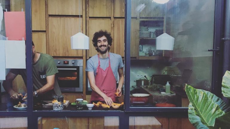 Hugo Dunkel é um dos doze membros da LOCAL, que passa agora a ter um espaço físico no Porto