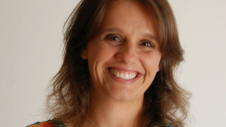 A psicóloga Inês Afonso Marques considera que existe uma desvalorização em contexto escolar e universitário em relação à inteligência emocional