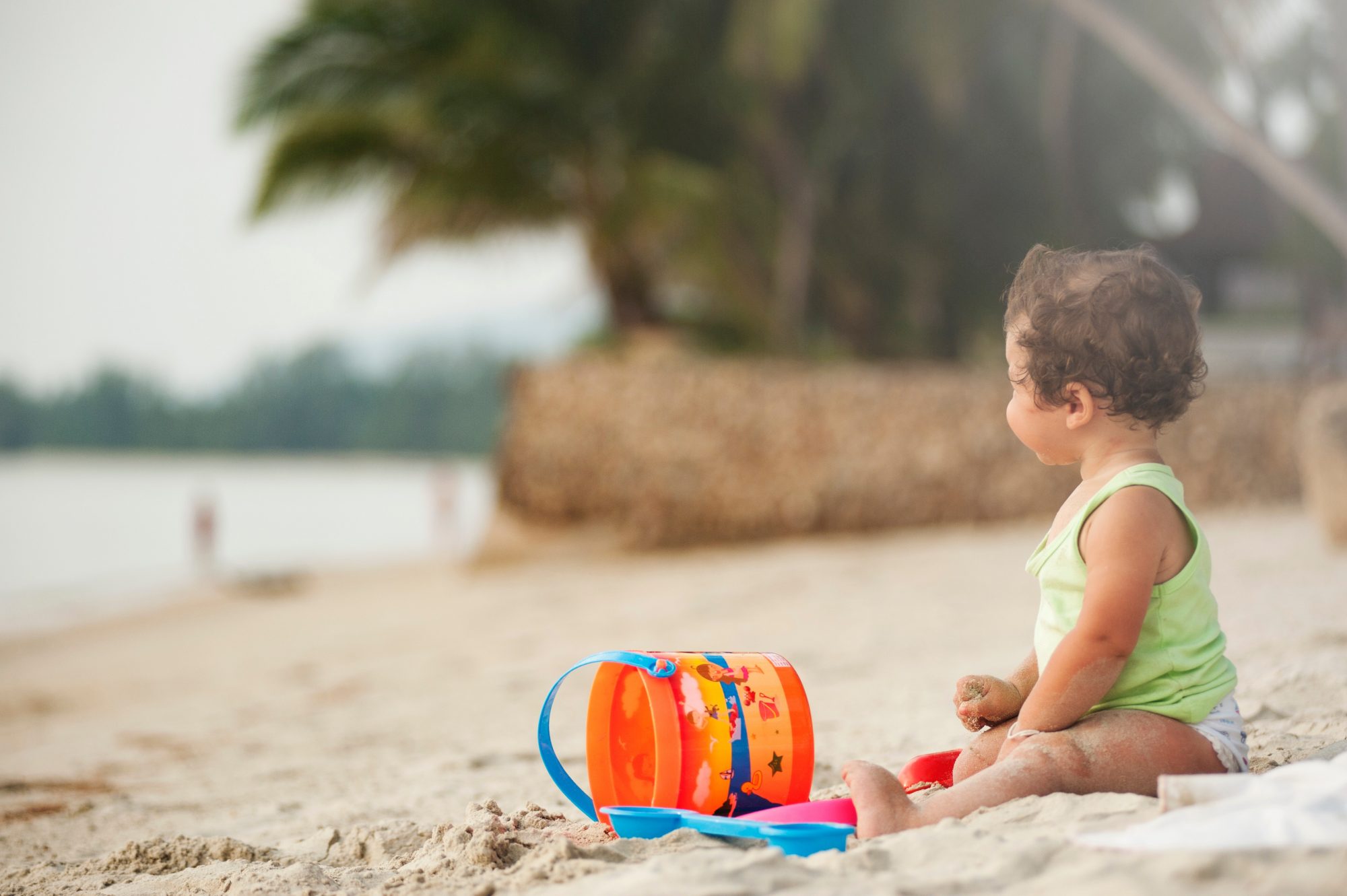 Nem todos os protetores solares são bons para o seu filho