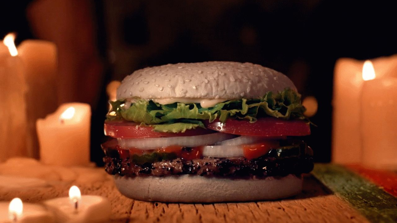 O hambúrguer já está disponível em todos os restaurantes, mas só até 4 de novembro
