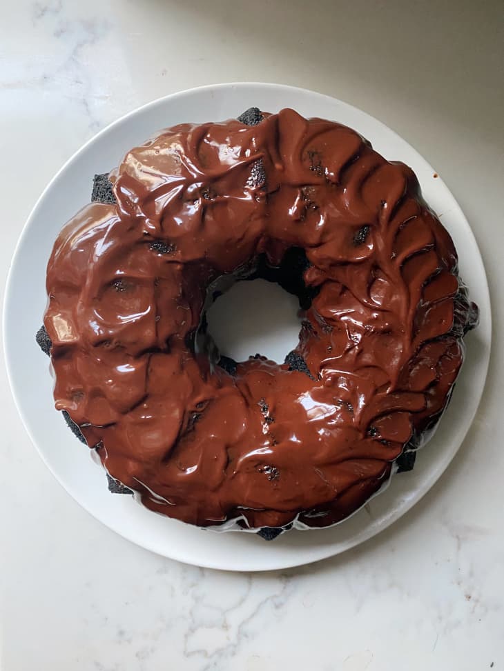 Conheça a receita do melhor bolo de chocolate de sempre que se tornou viral nas redes sociais