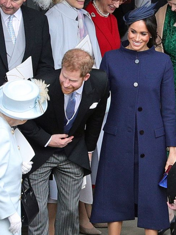 Meghan Markle e o príncipe Harry no casamento da princesa Eugenie 