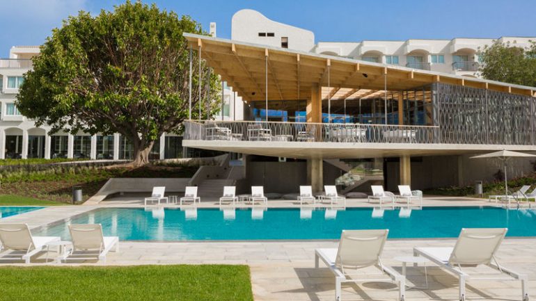 O Ozadi Tavira Hotel lançou dois programas para o verão