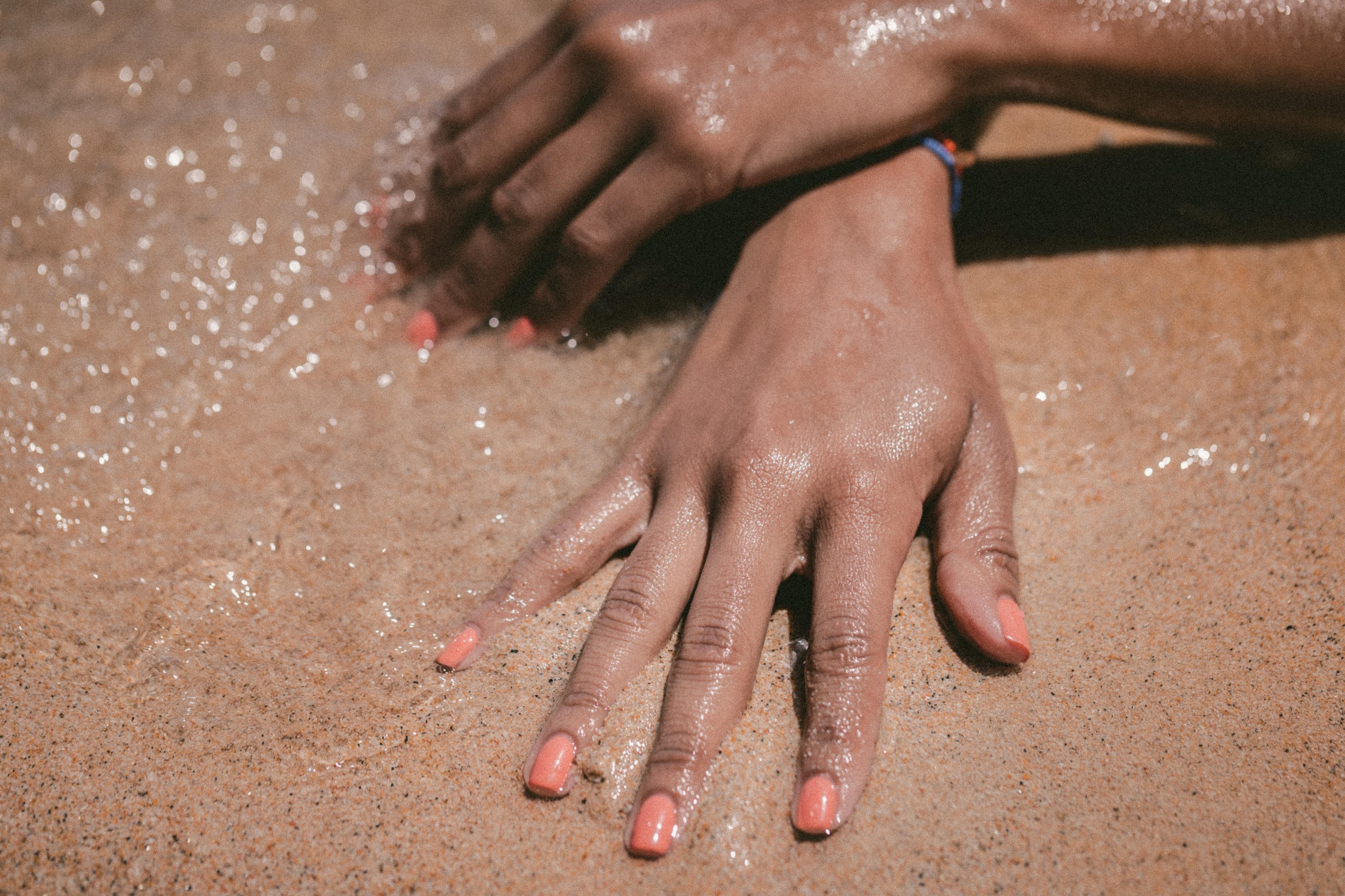 11 vernizes perfeitos para se despedir do verão (a partir de 3€)