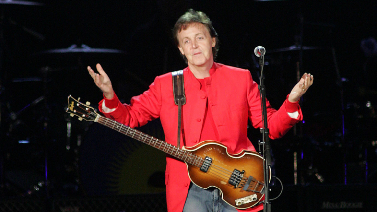 Paul McCartney exige apenas mobiliário revestido a tecido no seu camarim