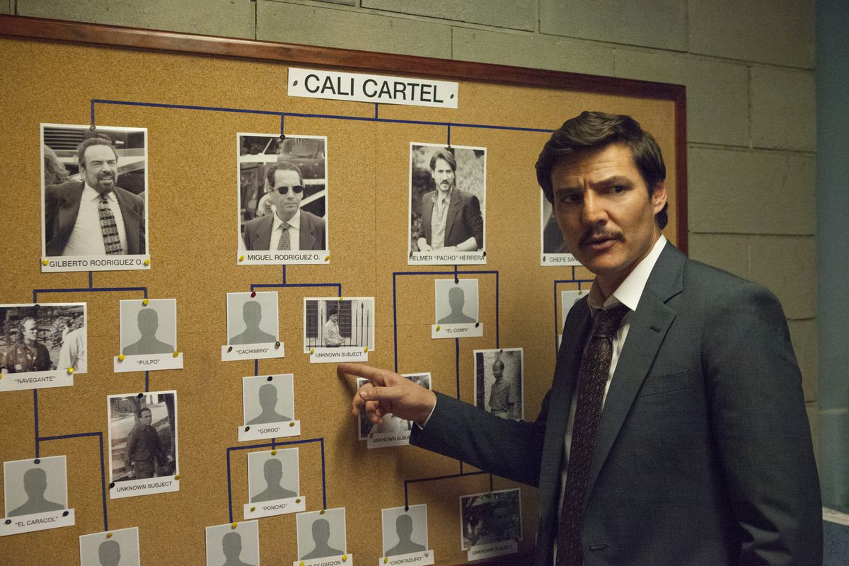 “Narcos” muda de nome, volta atrás no tempo e traz El Chapo na nova temporada