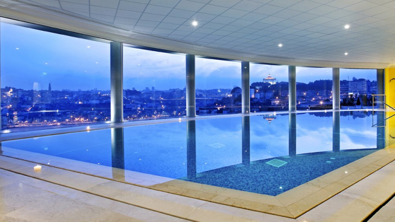 A vista da cidade do Porto só acrescenta valor a este spa