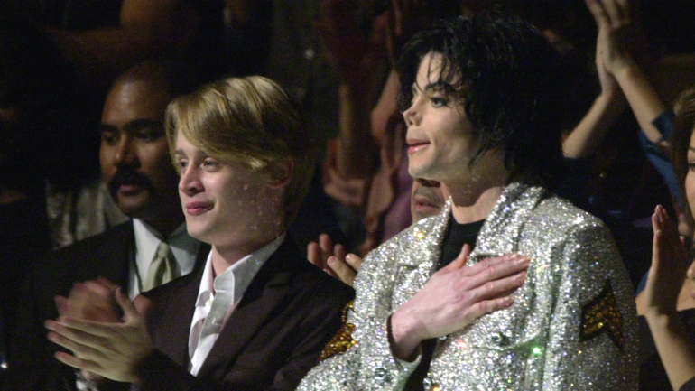 Macaulay Culkin sempre defendeu o cantor e diz que a relação entre os dois sempre foi normal