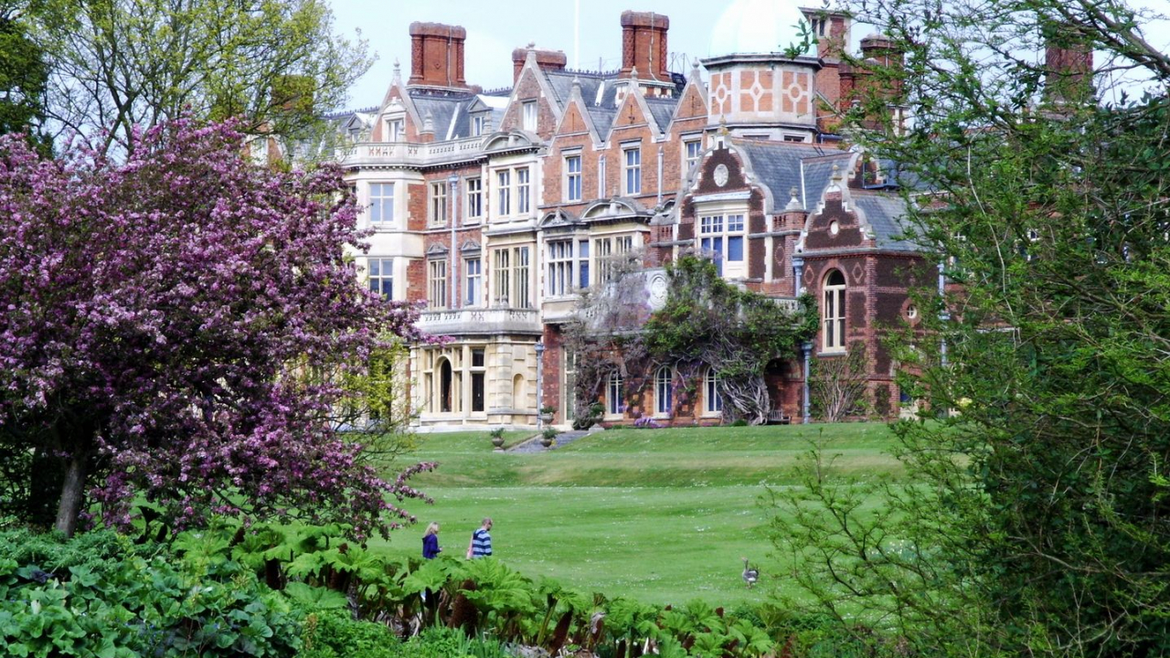 Uma reunião de emergência foi convocada no palácio de Sandringham