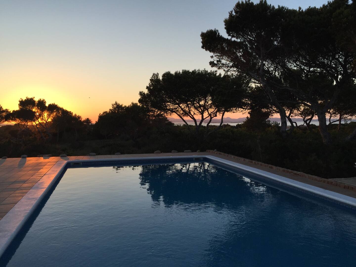 Férias em Formentera. 8 casas para arrendar que ficam em cima da praia e têm piscina Férias em Formentera. 8 casas para arrendar que ficam em cima da praia e têm piscina