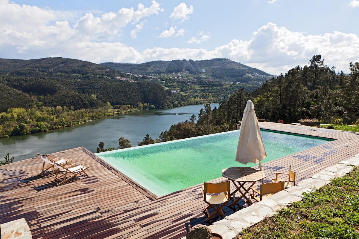 Portugal tem umas das casas mais cobiçadas da Airbnb — e tem uma vista incrível para o Douro