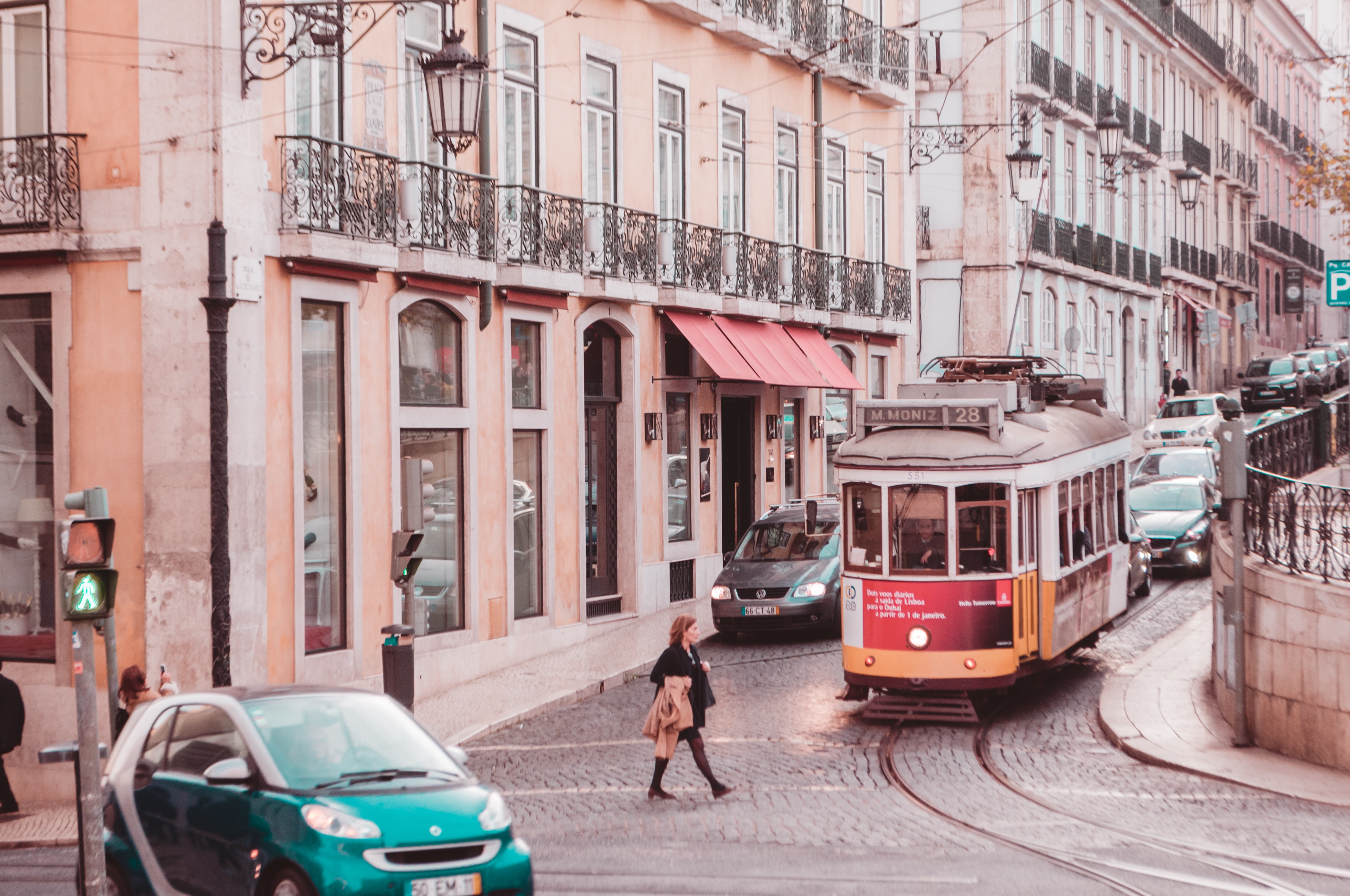 Especialistas alertam para a subida de casos em Lisboa e preveem recuo no desconfinamento