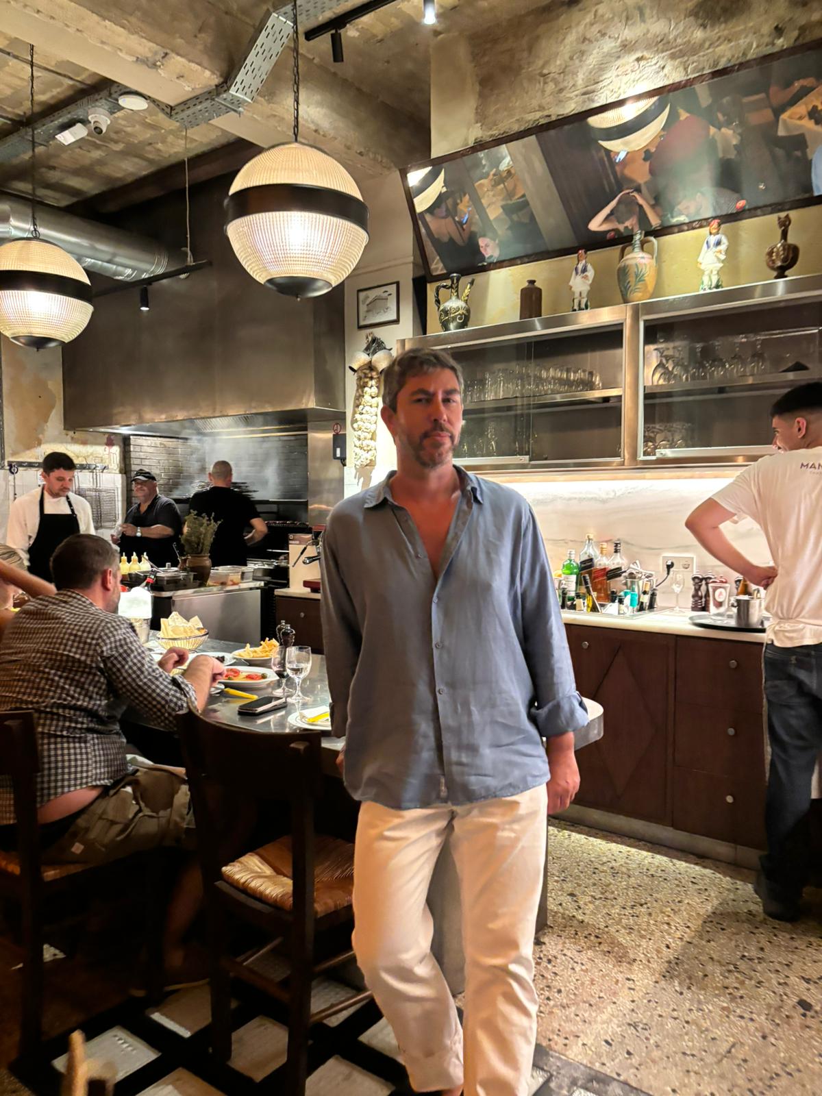 Adriano Silva Martins na Manari Taverna