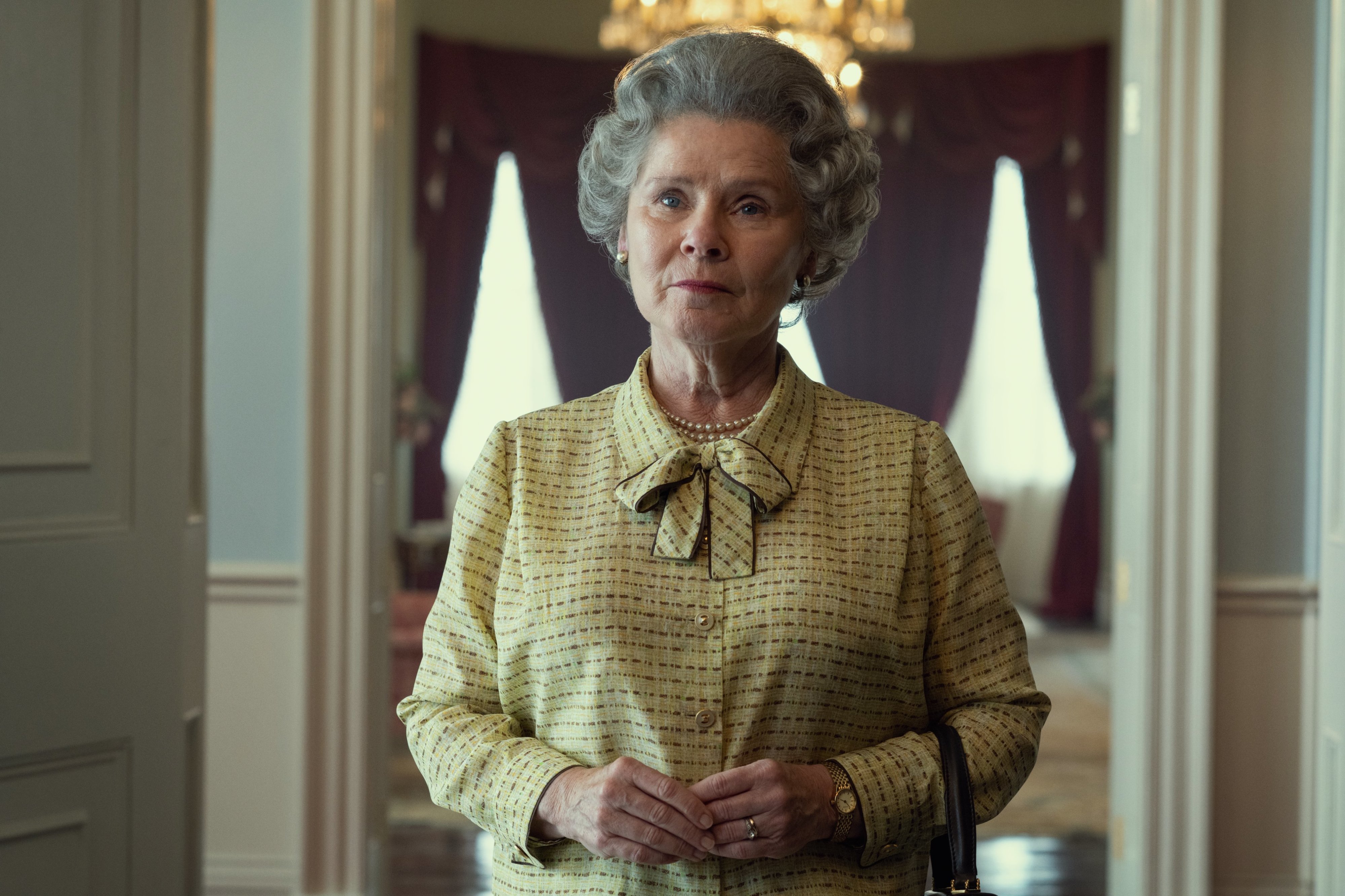 Por respeito à rainha Isabel II, “The Crown” interrompe as gravações da sexta temporada