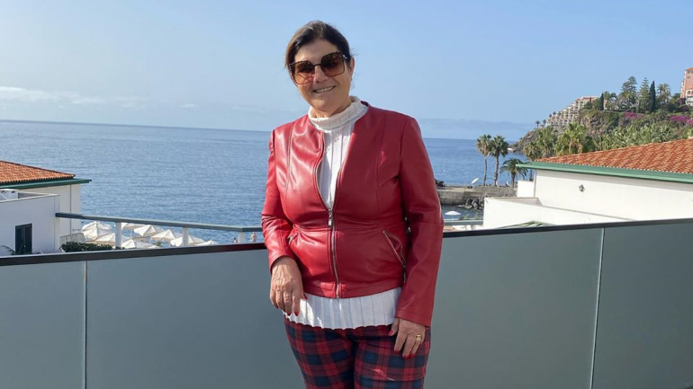 Dolores Aveiro 