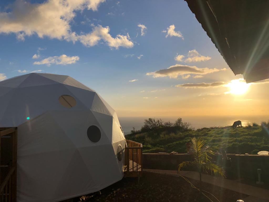 5 glampings para se perder na natureza, com todos os luxos a que tem direito