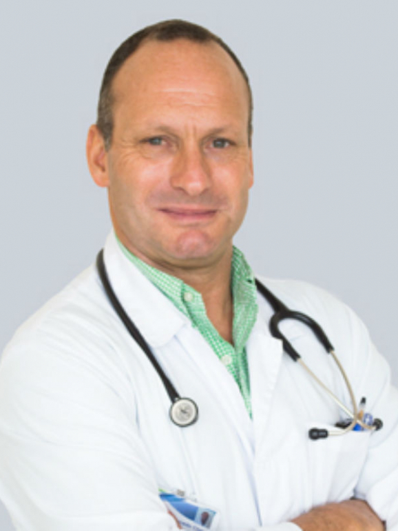 Fernando Chaves é médico pediatra no Hospital Lusíadas Lisboa