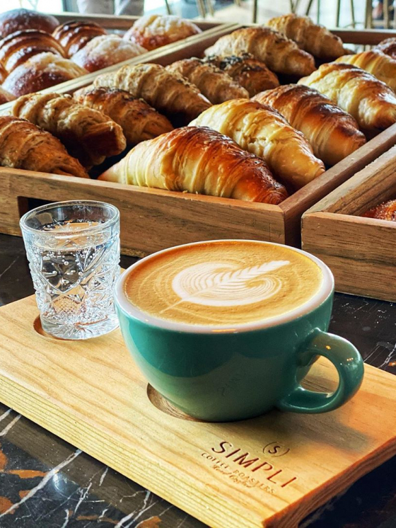 A temperatura vai descer 8ºC. Aqueça-se entre brunches, chá quente e restaurantes com lareira
