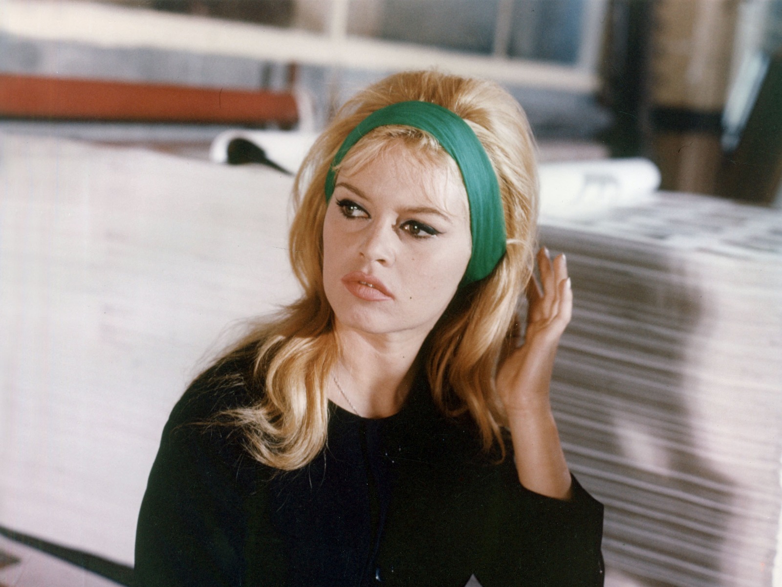 Cabeleireiro das estrelas Vasco Freitas explica como pode recriar o volume de Brigitte Bardot no penteado