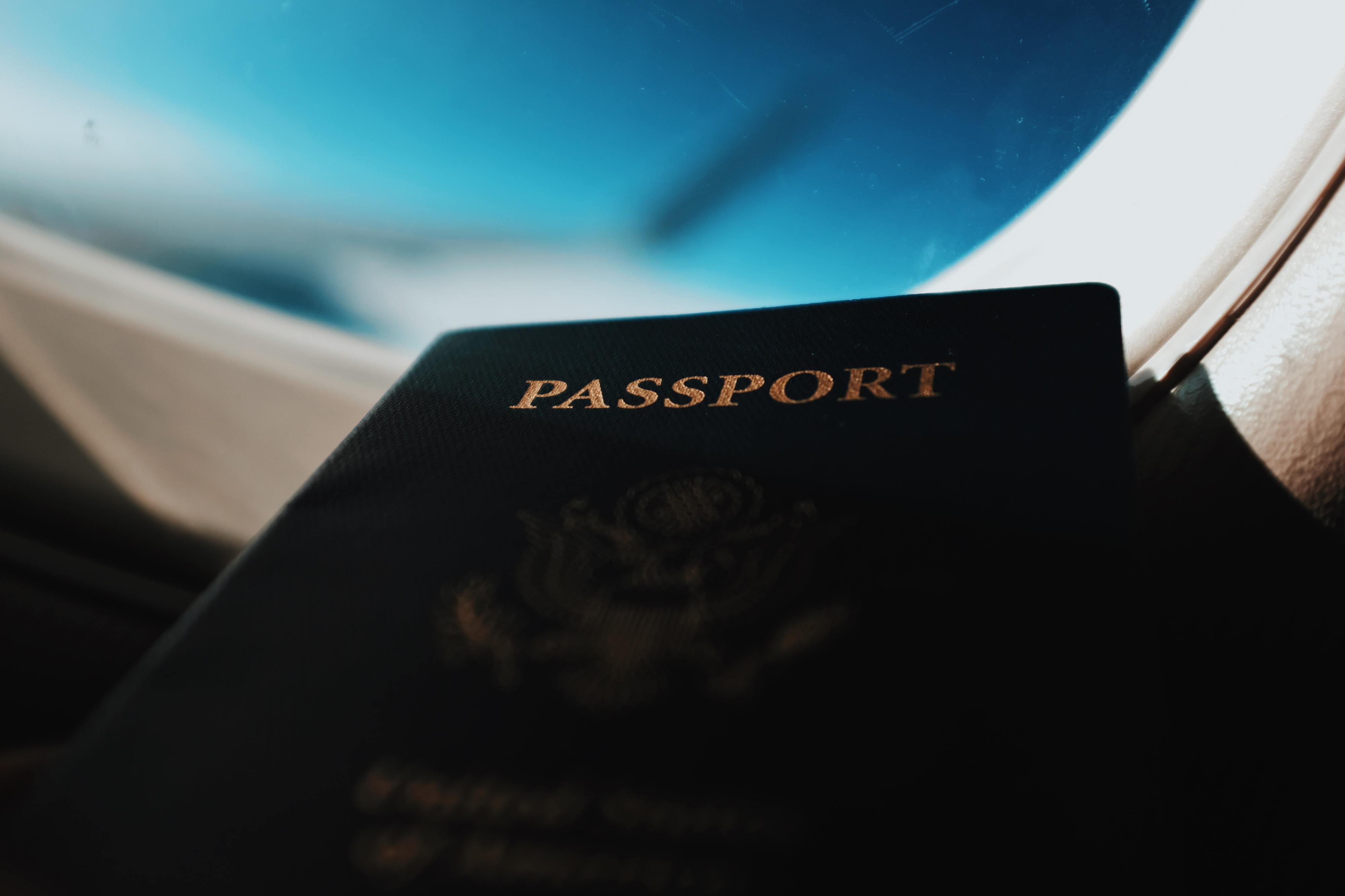 União Europeia discute “passaporte” para pessoas vacinadas, imunes ou negativas à COVID-19