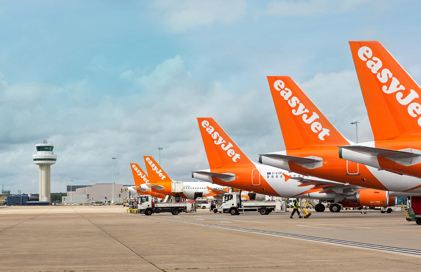 Quer ir a Marraquexe ou Atenas com voos baratos? É agora (conheça a nova campanha da easyJet)