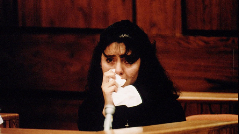 Lorena Gallo a prestar declarações em tribunal