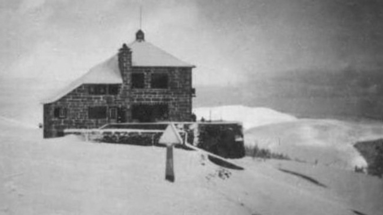 A Pousada de São Lourenço foi inaugurada a 14 de março de 1948