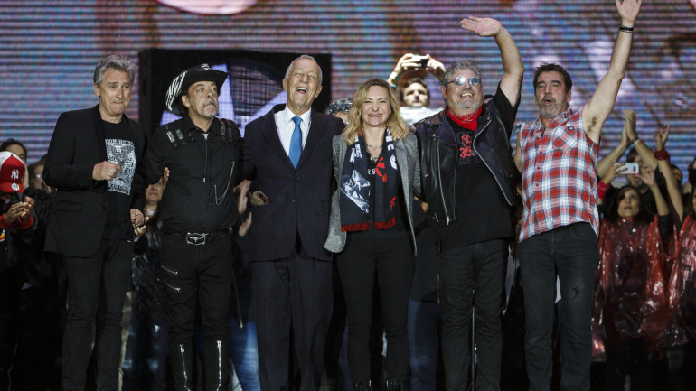 O concerto de Xutos e Pontapés terminou com uma homenagem a Zé Pedro, com a presença do Presidente da República 