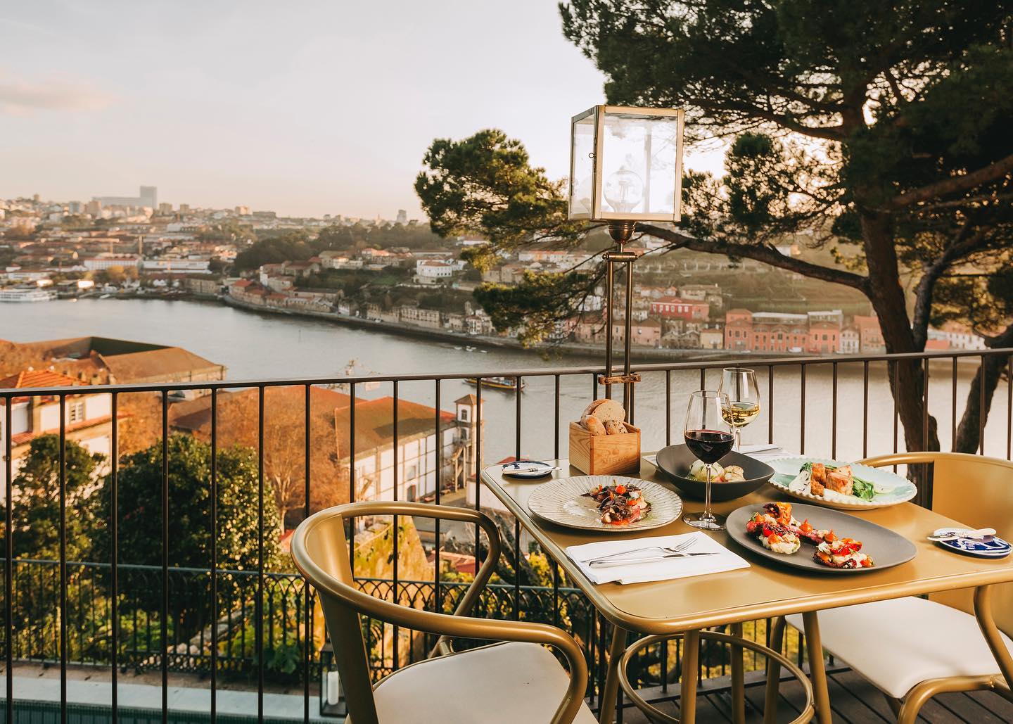 14 restaurantes para celebrar a primeira refeição do ano, em Lisboa e no Porto