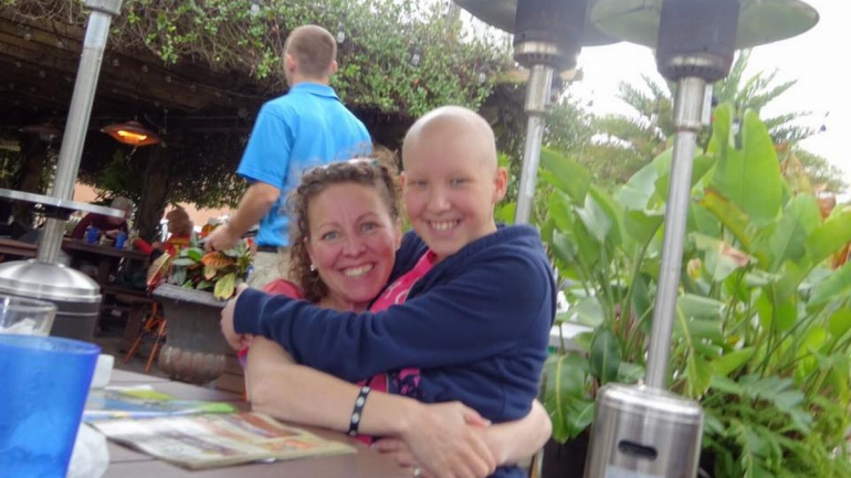 'A Daisy estava mais chateada por perder o cabelo', disse a mãe