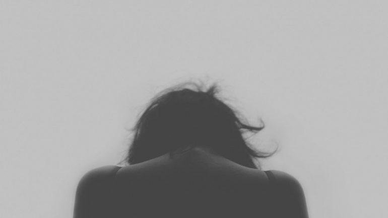 As consequências psicológicas são devastadoras para as vítimas/Unsplash