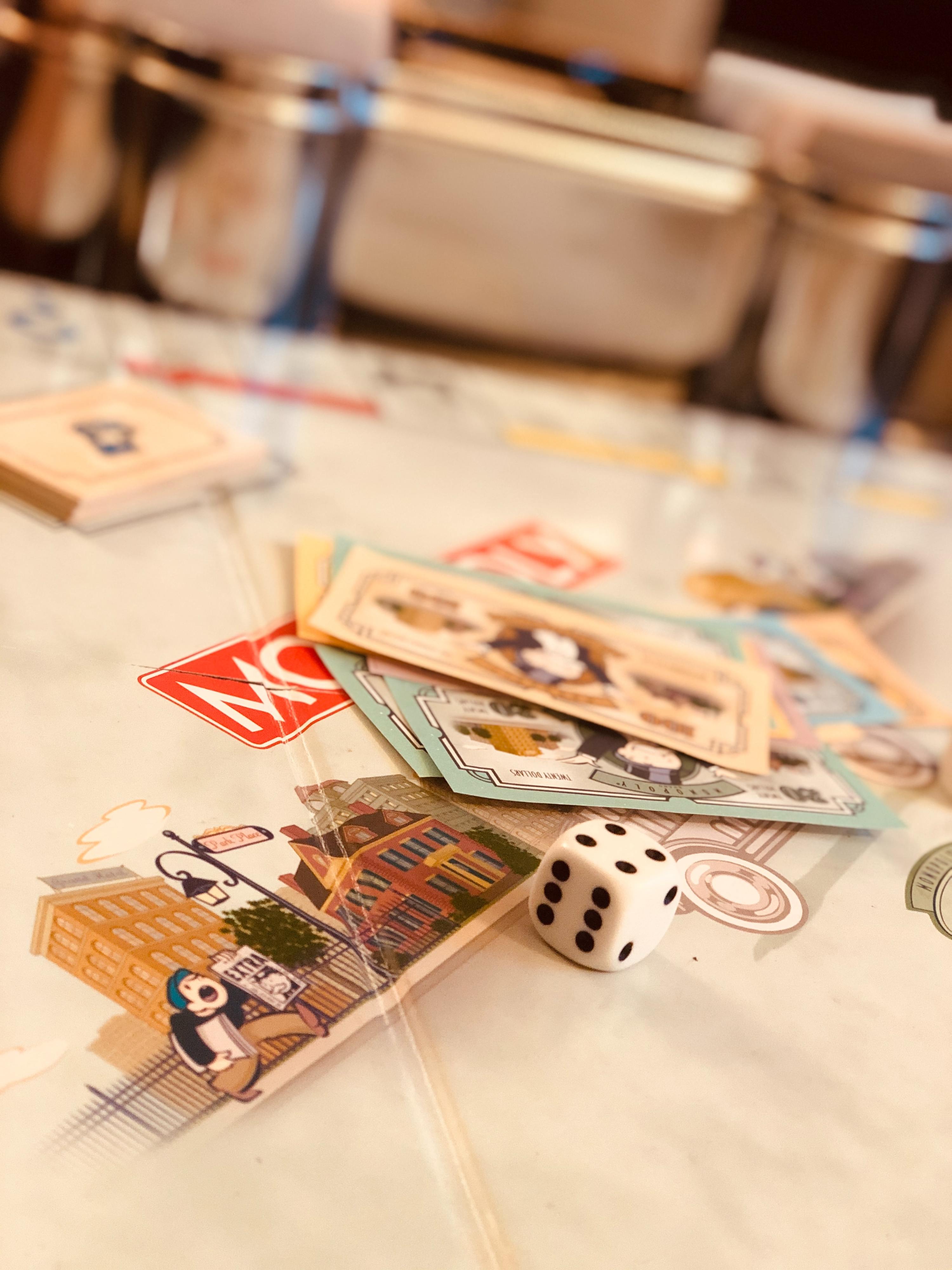 Party & Co, Monopoly e muito mais. 15 jogos de tabuleiro para oferecer ou juntar a família à mesa