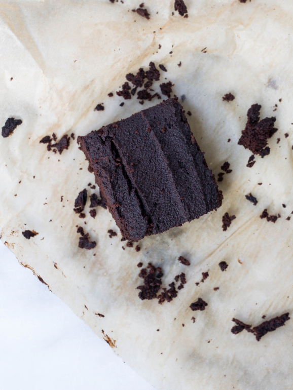 Do pequeno-almoço ao jantar: 5 receitas veganas com toda a proteína de que precisa