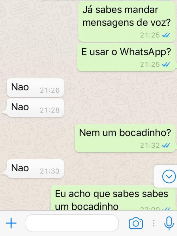 Uma das primeiras conversas com a minha mãe pelo Whatsapp.