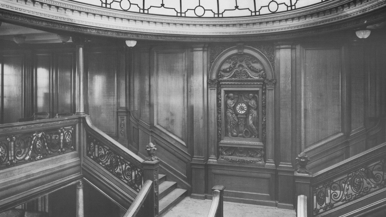 Dos binóculos desaparecidos aos cães resgatados. 12 curiosidades sobre Titanic