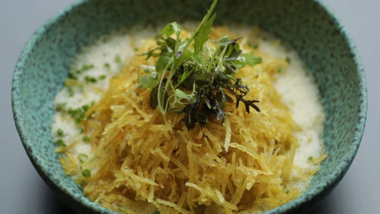 O bacalhau à brás mostra-se numa versão menos tradicional / Flor Salgueiro