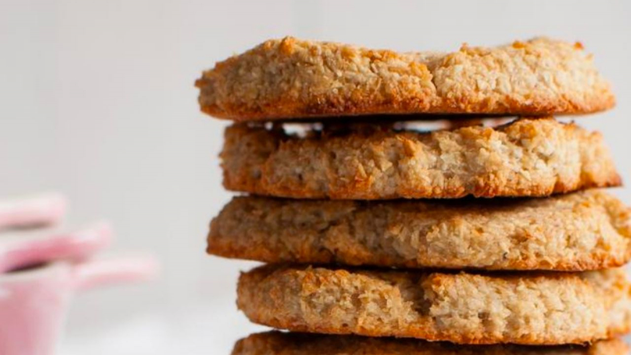 Receitas. Aprenda a fazer biscoitos deliciosos (e saudáveis) só com 3 ingredientes — nós damos-lhe 3 receitas